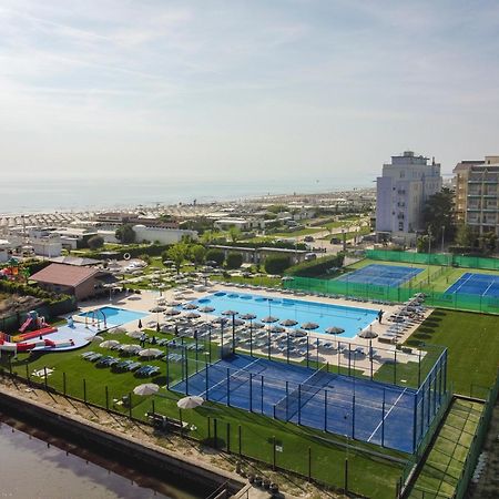 Hotel Baya Strand Milano Marittima Bagian luar foto