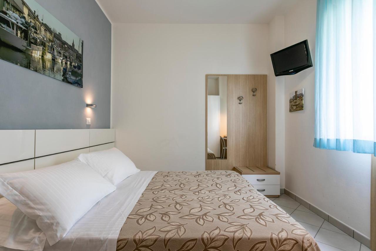 Hotel Baya Strand Milano Marittima Bagian luar foto