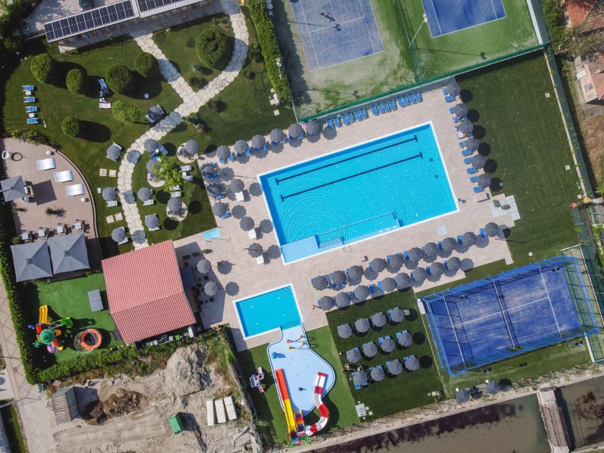 Hotel Baya Strand Milano Marittima Bagian luar foto