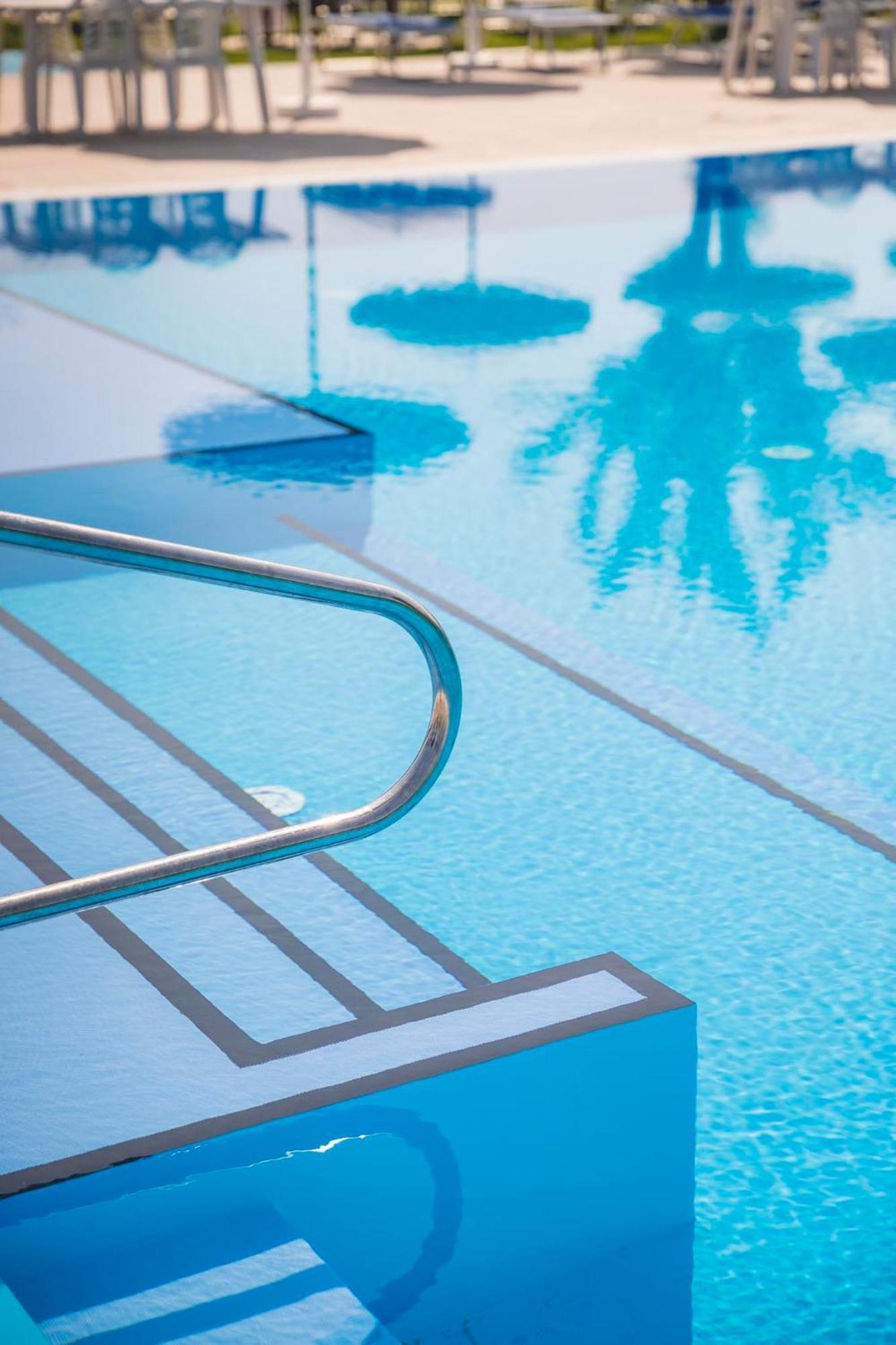 Hotel Baya Strand Milano Marittima Bagian luar foto